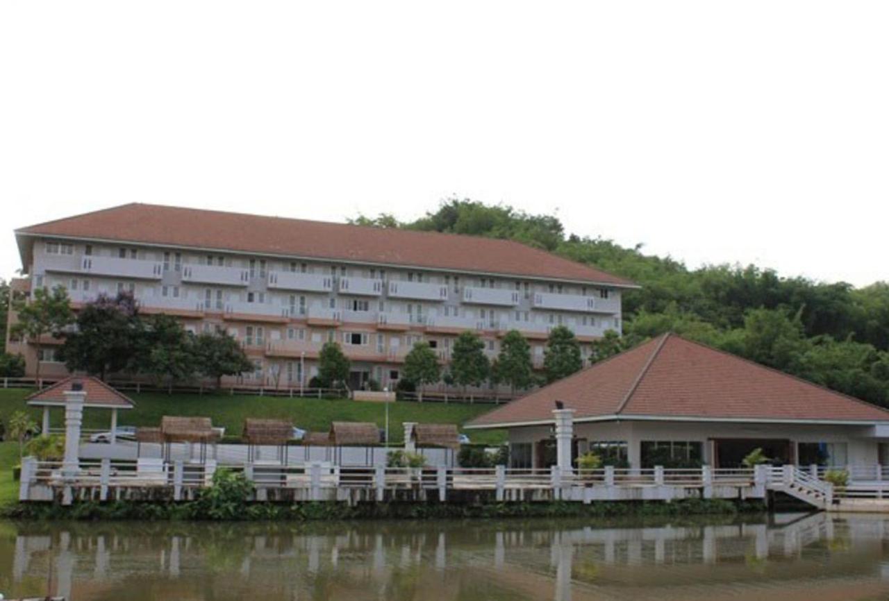 Wanawes Mae Fah Luang Hotell Chiang Rai Exteriör bild